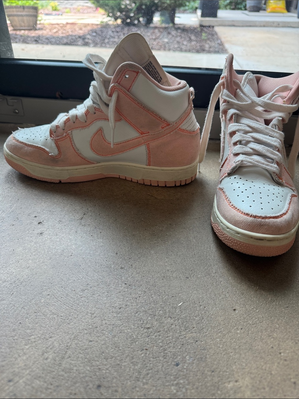 Nike High-Top Sneakers in Pink and White